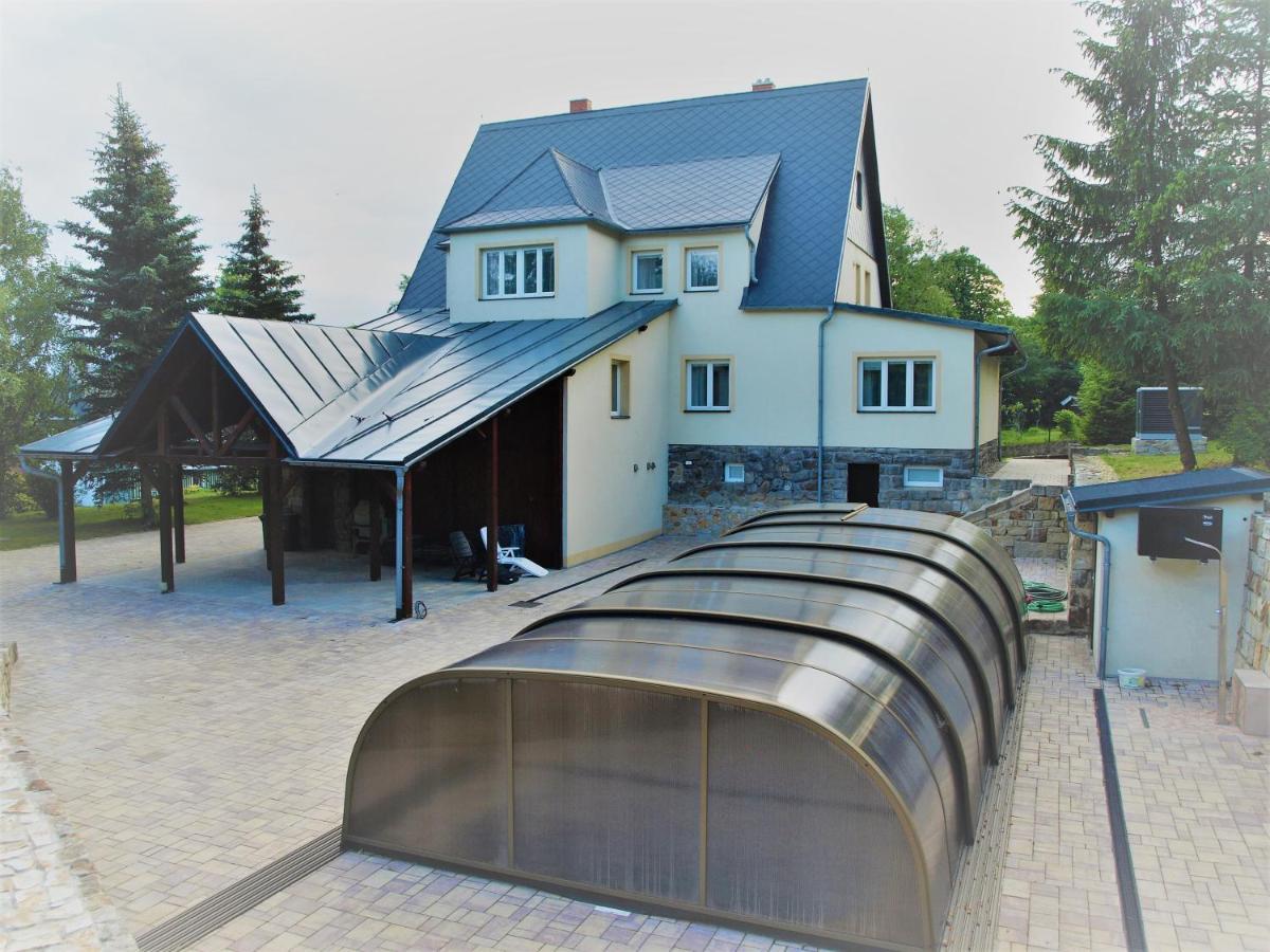 Guest House LUFT Sněžník Extérieur photo