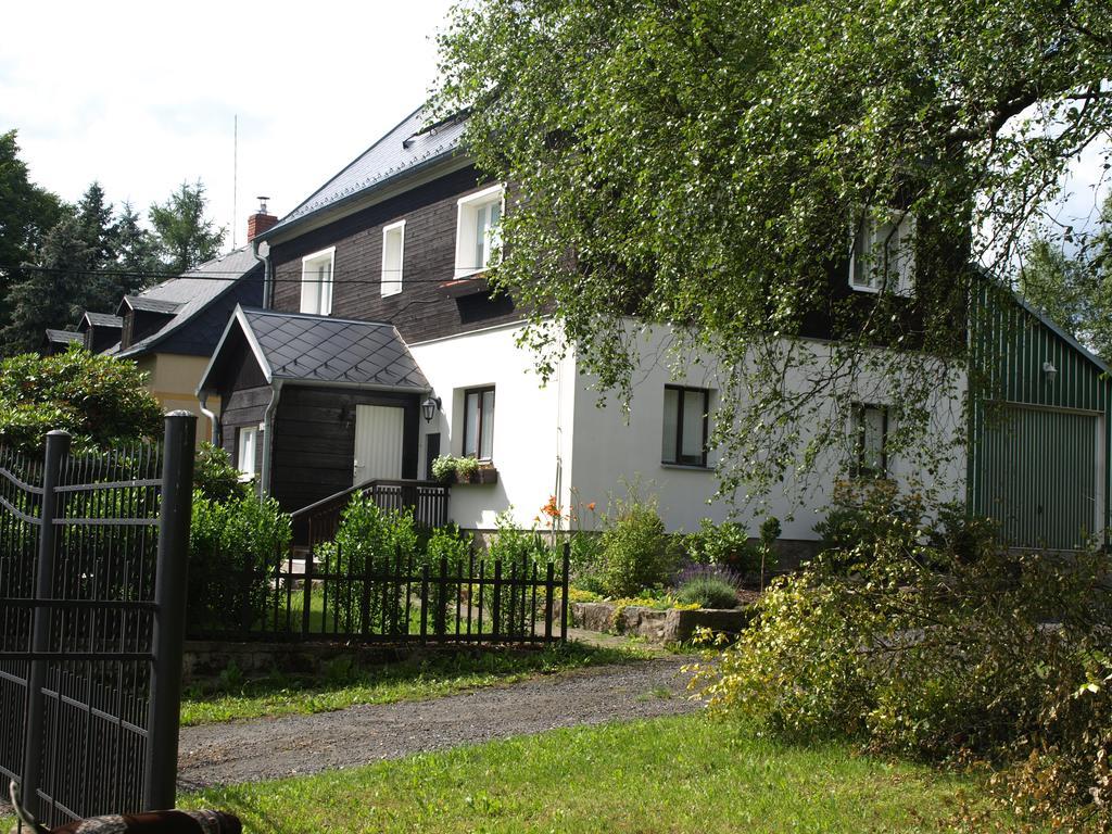 Guest House LUFT Sněžník Extérieur photo